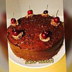 Razan Cake food
