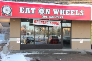 Eat On Wheels inside